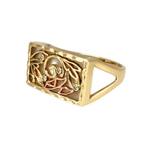 Load image into Gallery viewer, Preowned 9ct Yellow and Rose Gold Diamond &amp; Mother of Pearl Set Patterned Clogau Signet Ring in size R with the weight 5.30 grams. The front of the ring is 12mm high
