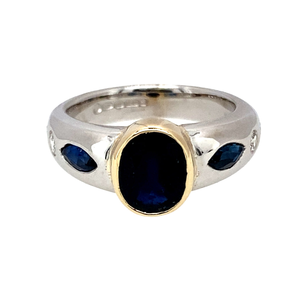 18ct White Gold Diamond & Sapphire Set Ring