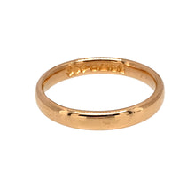 Load image into Gallery viewer, Preowned 22ct Yellow Gold 2.5mm Wedding Band Ring in size H with the weight 2.70 grams
