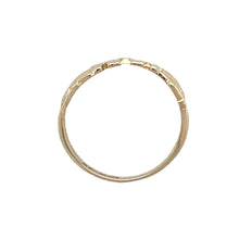 Load image into Gallery viewer, 9ct Gold Mum Ring
