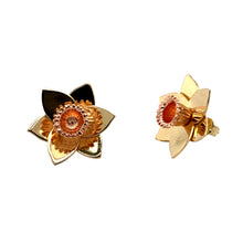 Load image into Gallery viewer, 9ct Gold Clogau Daffodil Stud Earrings
