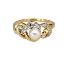 Load image into Gallery viewer, 9ct Gold &amp; Pearl Set Ring
