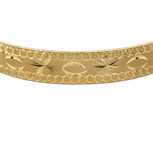 New 9ct Yellow Solid Gold brushed effect Patterned Bangle with the weight 13.90 grams and bangle width 8mm. The bangle diameter is 6.5cm