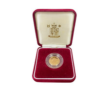 Load image into Gallery viewer, 22ct Gold 2007 Queen Elizabeth II Half Sovereign Royal Mint Coin
