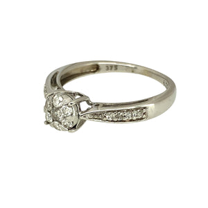 Preowned 9ct White Gold & Diamond Illusion Set Solitaire Ring in size M with the weight 2 grams. There is approximately 0.25ct of diamond content set in total