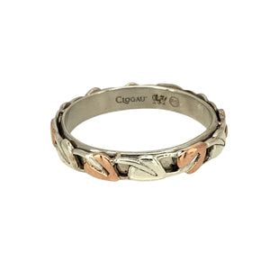 Preowned 925 Silver with 9ct Rose Gold Clogau Tree of Life Cariad Band Ring in size N with the weight 2.60 grams. The band is 4mm wide