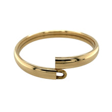 Load image into Gallery viewer, Preowned 9ct Yellow Gold Plain Hollow Opening Bangle with the weight 11.50 grams. The bangle width is 7mm and the bangle diameter is 6.2cm
