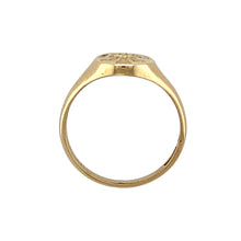 Load image into Gallery viewer, 9ct Gold Welsh Three Feathers Oval Signet Ring
