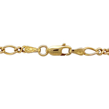 Load image into Gallery viewer, Add a sleek and stylish piece to your jewellery collection with this pre-owned 9ct yellow gold 18&quot; Franco style link chain, featuring:

Design: A classic Franco-style link chain, offering a bold and sophisticated look.
Material: 9-carat yellow gold, providing a warm and timeless appeal.
Length: Measures 18 inches, sitting perfectly around the neckline for a refined finish.
Weight: A well-balanced 4.50 grams, ensuring durability while remaining comfortable to wear.

