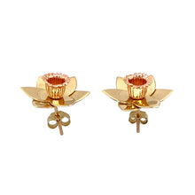 Load image into Gallery viewer, 9ct Gold Clogau Daffodil Stud Earrings
