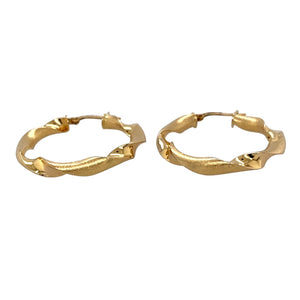 Preowned 18ct Yellow Gold Twisted Textured Hoop Creole Earrings with the weight 2.50 grams