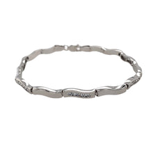 Load image into Gallery viewer, 9ct White Gold &amp; Cubic Zirconia Set 7.5&quot; Bar Bracelet
