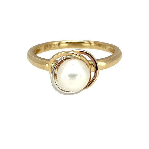 9ct Gold & Pearl Set Ring