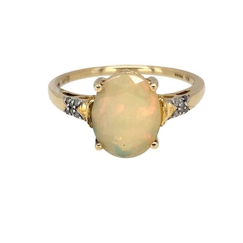 9ct Gold Diamond & Opalique Set Ring