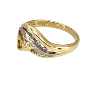 Preowned 9ct Yellow and White Gold & Diamond Set Clogau Daffodil Ring in size S with the weight 3.30 grams. The front of the ring is 12mm high