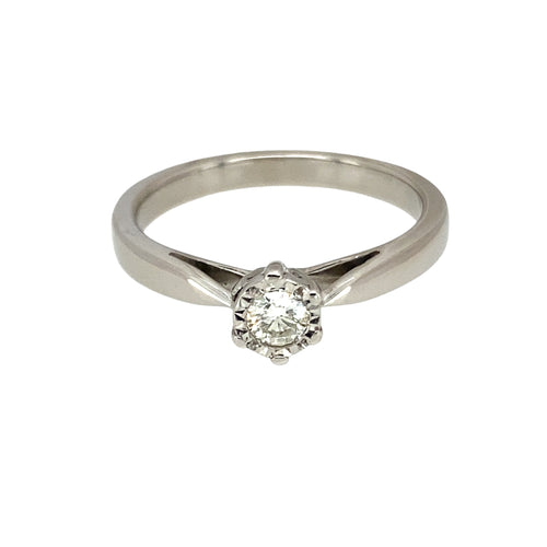 9ct White Gold & Diamond Illusion Set Solitaire Ring