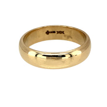 Load image into Gallery viewer, Preowned 9ct Yellow Gold 6mm D Shape Wedding Band Ring in size Y with the weight 8.70 grams
