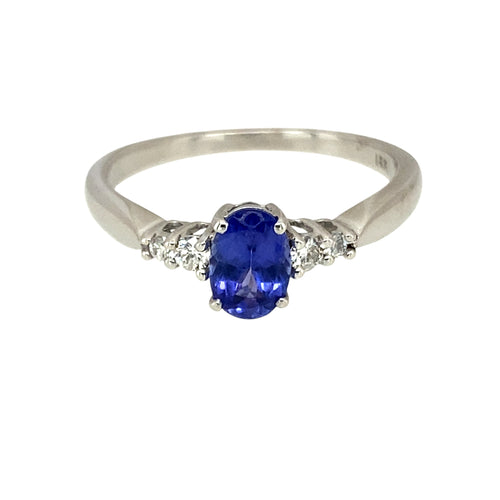 18ct White Gold Diamond & Tanzanite Set Ring