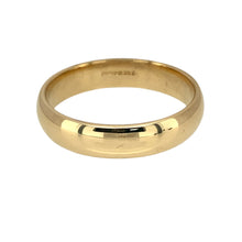 Load image into Gallery viewer, Preowned 9ct Yellow Gold 5mm Wedding Band Ring in size V with the weight 5.20 grams
