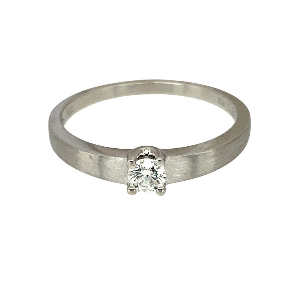 18ct White Gold & Diamond Set Solitaire Ring