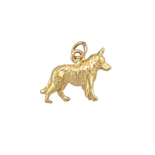 Load image into Gallery viewer, Preowned 9ct Yellow Gold German Shepherd Dog Pendant with the weight 3.30 grams
