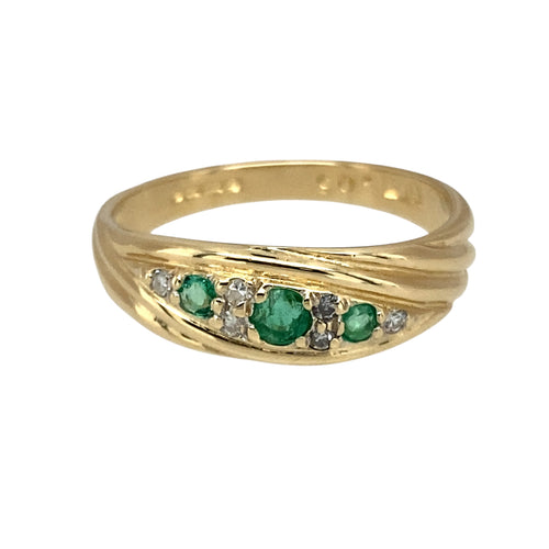 9ct Gold Diamond & Emerald Set Boat Style Ring