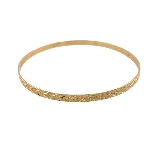 9ct Solid Gold Heart Patterned Bangle