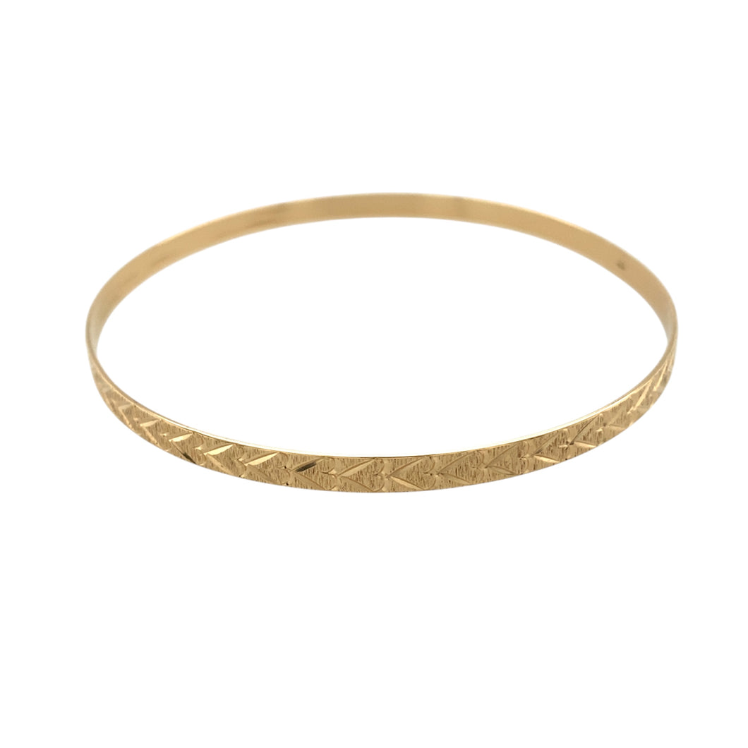 9ct Solid Gold Heart Patterned Bangle