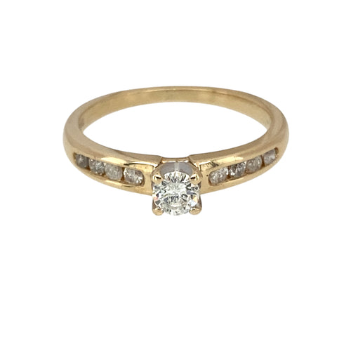 9ct Gold & Diamond Set Solitaire Ring