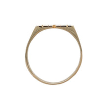 Load image into Gallery viewer, 9ct Gold Mum Ring
