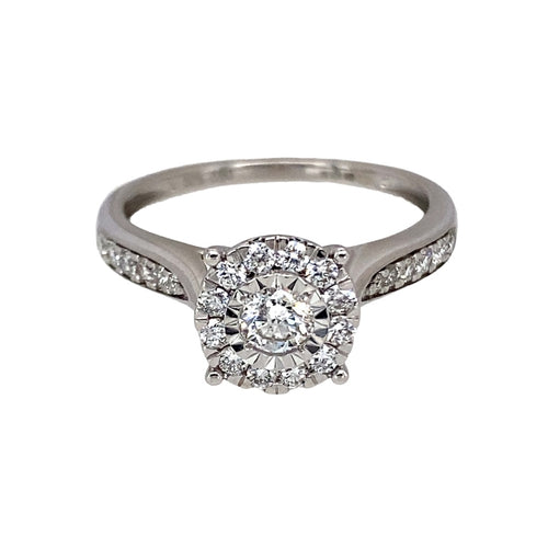 9ct White Gold & Diamond Illusion Set Halo Solitaire Ring