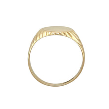 Load image into Gallery viewer, 9ct Gold Patterned Oval Signet Ring
