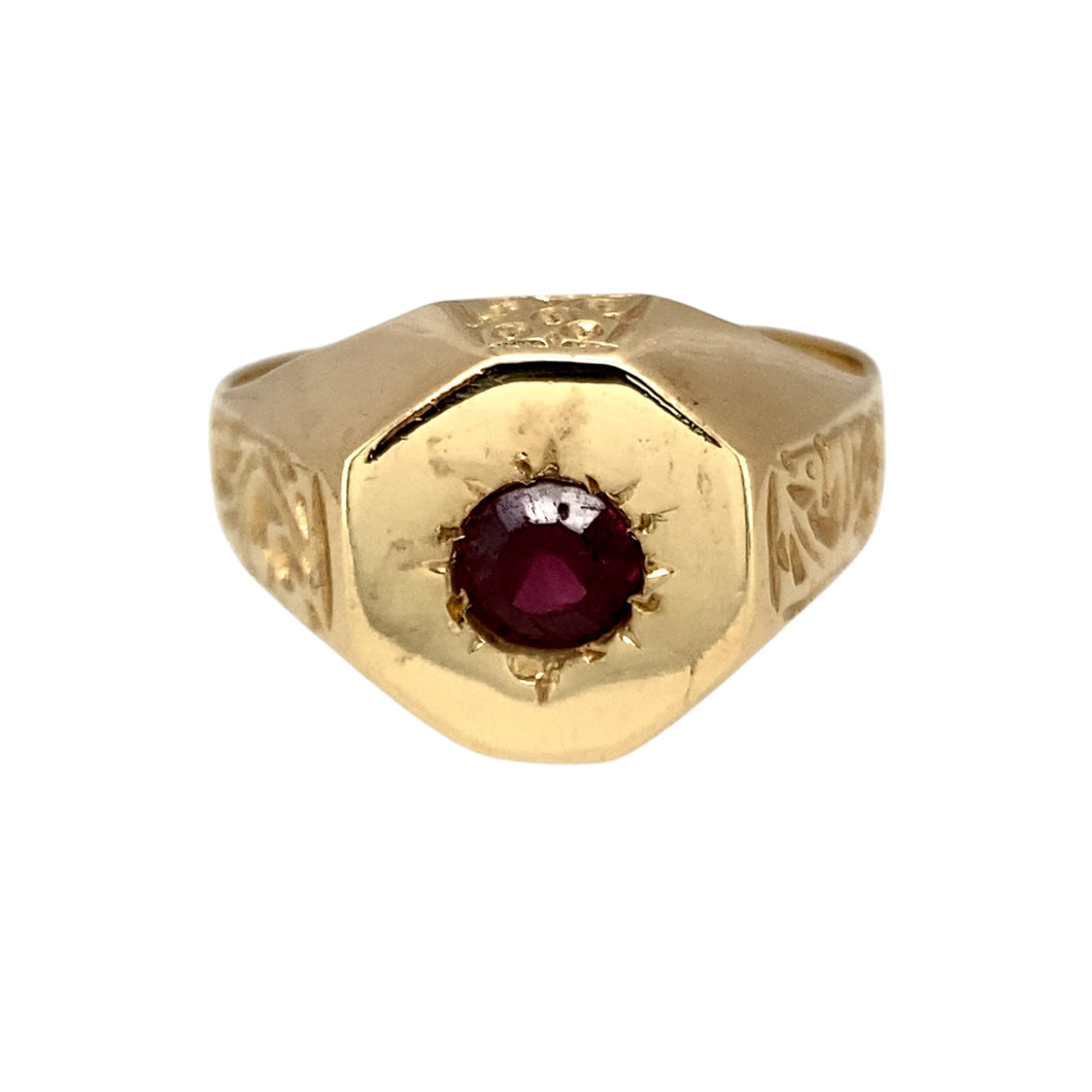 New 9ct Gold & Ruby Set Patterned Signet Ring