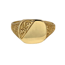 Load image into Gallery viewer, New 9ct Gold Patterned Square Signet Ring
