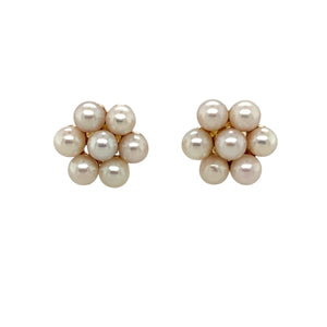 Preowned 9ct Yellow Gold & Pearl Set Flower Stud Earrings with the weight 2.20 grams. The pearls are each approximately 4mm diameter