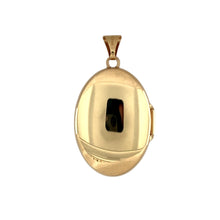 Load image into Gallery viewer, Preowned 9ct Yellow and White Gold Oval Heart Patterned Locket with the weight 2.90 grams
