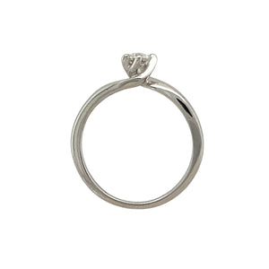 18ct White Gold & Diamond Set Solitaire Twist Ring