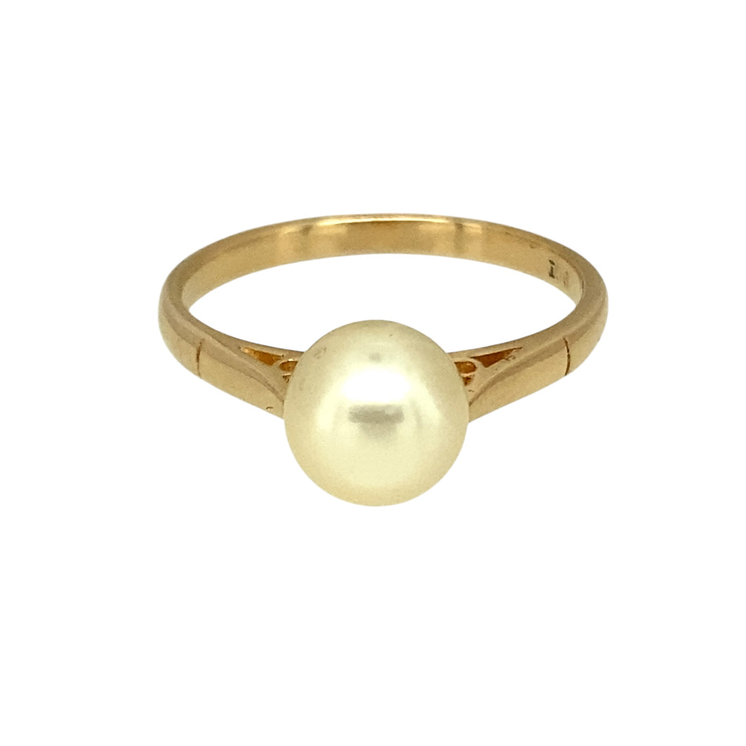 9ct Gold & Pearl Set Ring