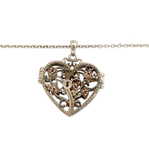 Preowned 925 Silver Clogau with 9ct Rose Clogau Heart Locket Kensington Pendant on a 16" Clogau chain with the weight 7.80 grams. The pendant is 3cm long including the bail