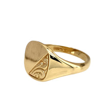 Load image into Gallery viewer, Preowned 9ct Yellow Gold Patterned Square Signet Ring in size G with the weight 1.40 grams. The front of the ring is 9mm high
