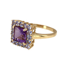 Load image into Gallery viewer, Preowned 9ct Yellow Gold &amp; Two Tone Purple Stone Set Cluster Ring in size Q with the weight 3.50 grams. The center purple stone is 7mm by 7mm
