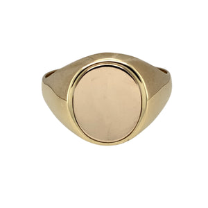 Add a distinguished and symbolic piece to your jewellery collection with this pre-owned 9ct yellow gold dark blue enamel-backed Masonic swivel oval signet ring, featuring:

Design: A classic oval signet ring with a swivel feature, revealing a dark blue enamel backing that enhances its Masonic symbolism.
Material: 9-carat yellow gold, offering a warm and timeless appeal.
Size & Weight: Designed in size X, with a solid weight of 7.10 grams for a durable and comfortable fit.
