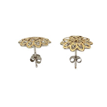 Load image into Gallery viewer, 9ct White Gold Flower Stud Earrings
