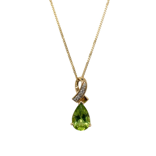 9ct Gold Diamond & Peridot Set 16