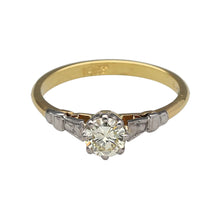 Load image into Gallery viewer, 18ct Gold &amp; Diamond Set Solitaire Ring
