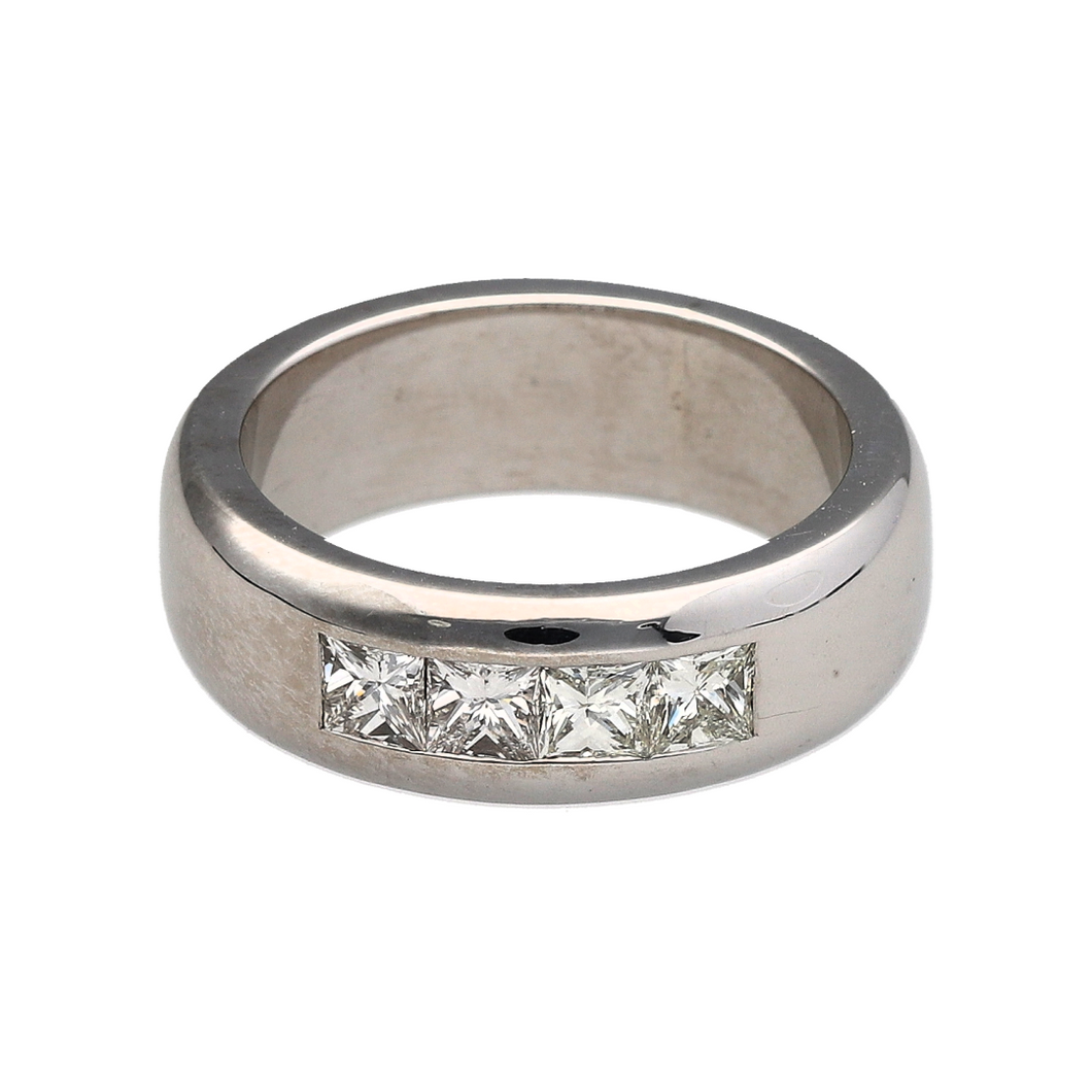 18ct White Gold & Diamond Set Heavy Band Ring