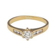 Load image into Gallery viewer, 18ct Gold &amp; Diamond Set Solitaire Ring
