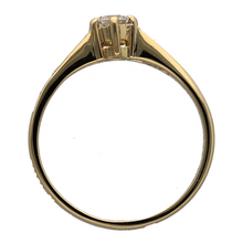 Load image into Gallery viewer, 18ct Gold &amp; Diamond Set Solitaire Ring
