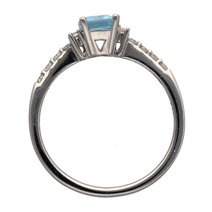 18ct White Gold Diamond & Aquamarine Set Ring