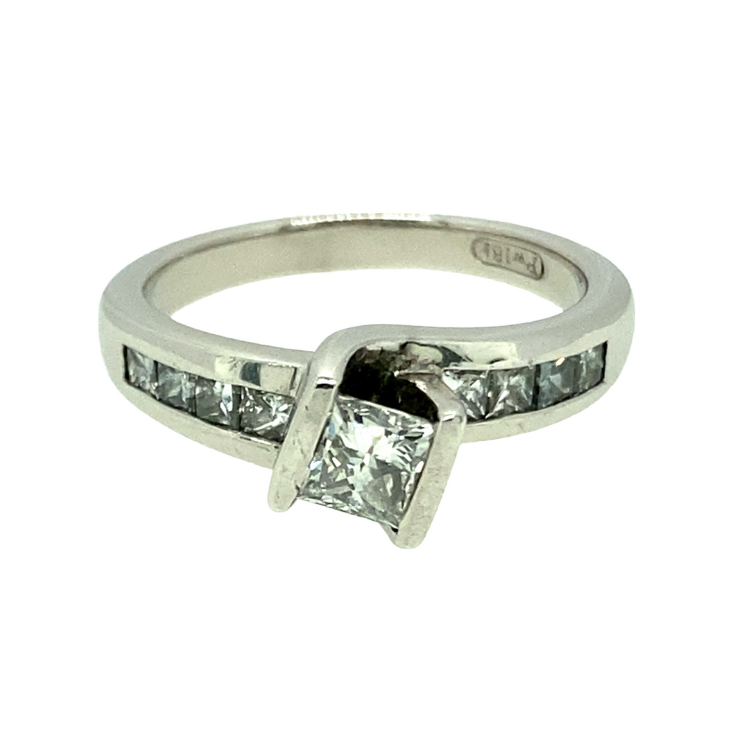 18ct White Gold & Diamond Princess Cut Solitaire Ring